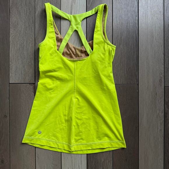 Lime green lululemon tank top - Picture 2 of 5